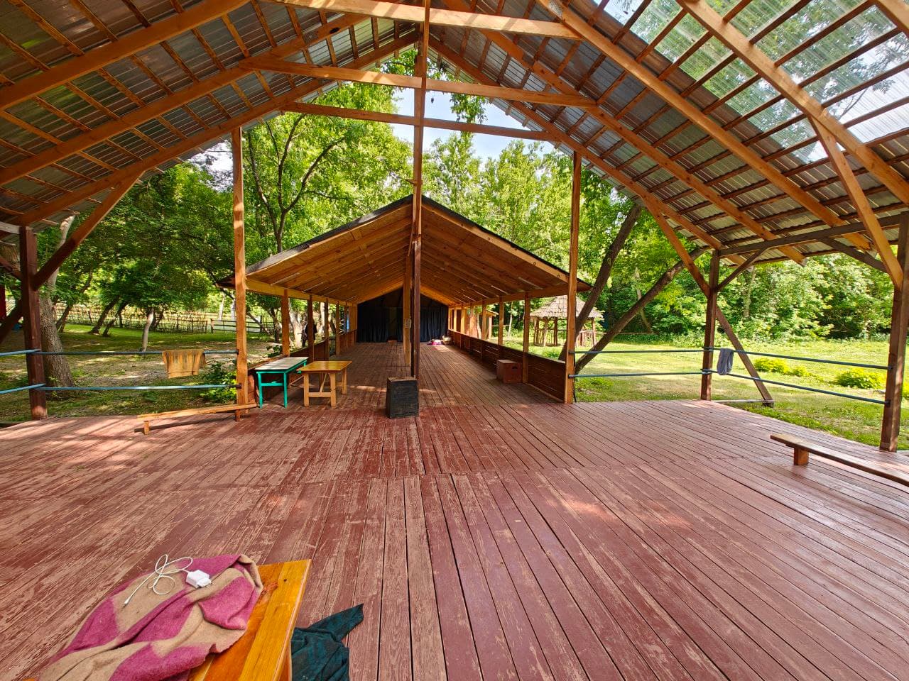 Навес для тренировок на базе