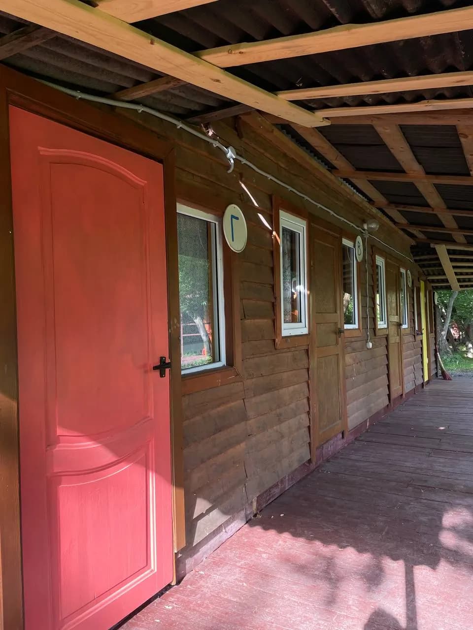 Корпус с верандой на базе