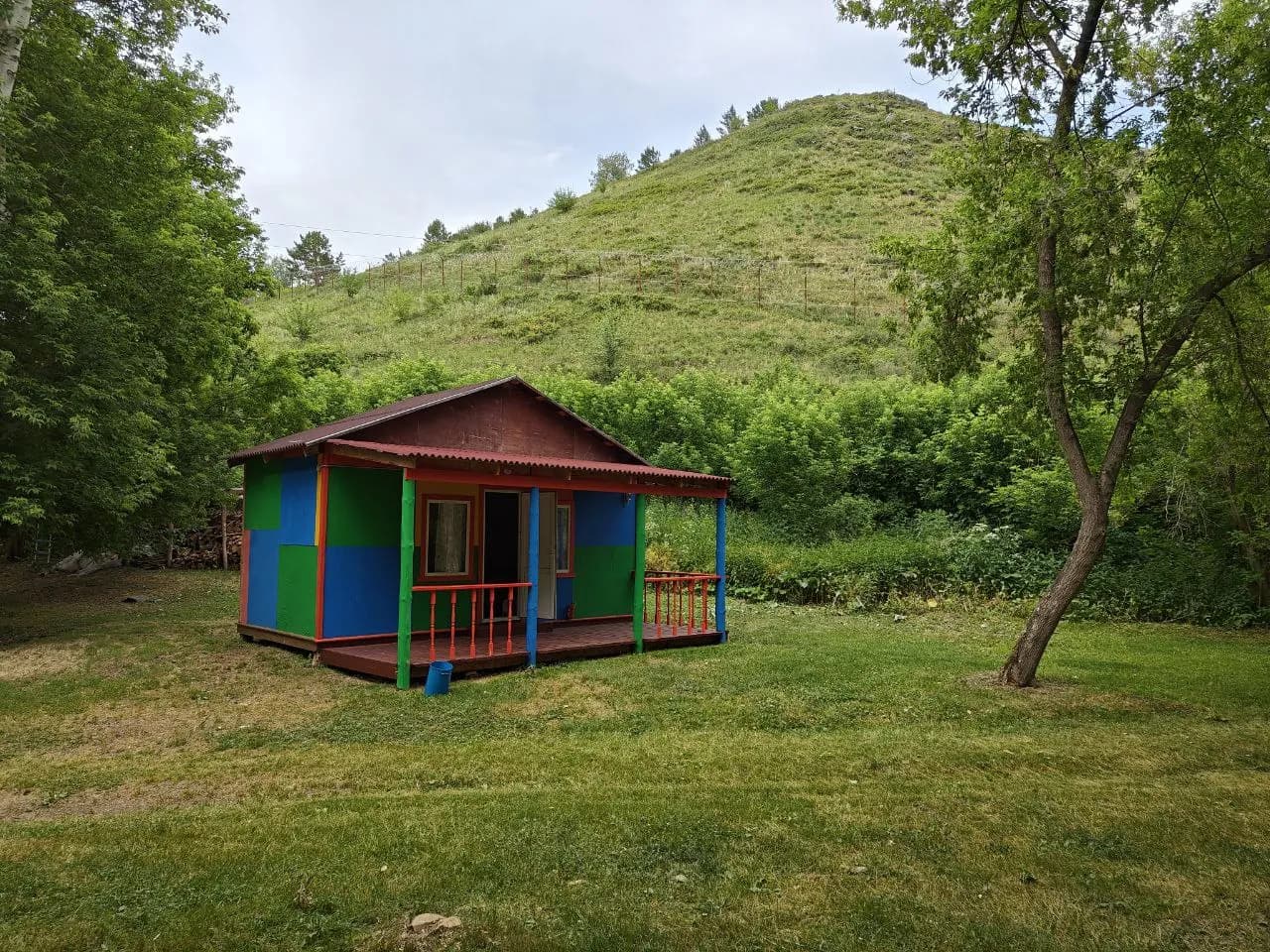 Домики базы Долина тысячи звёзд