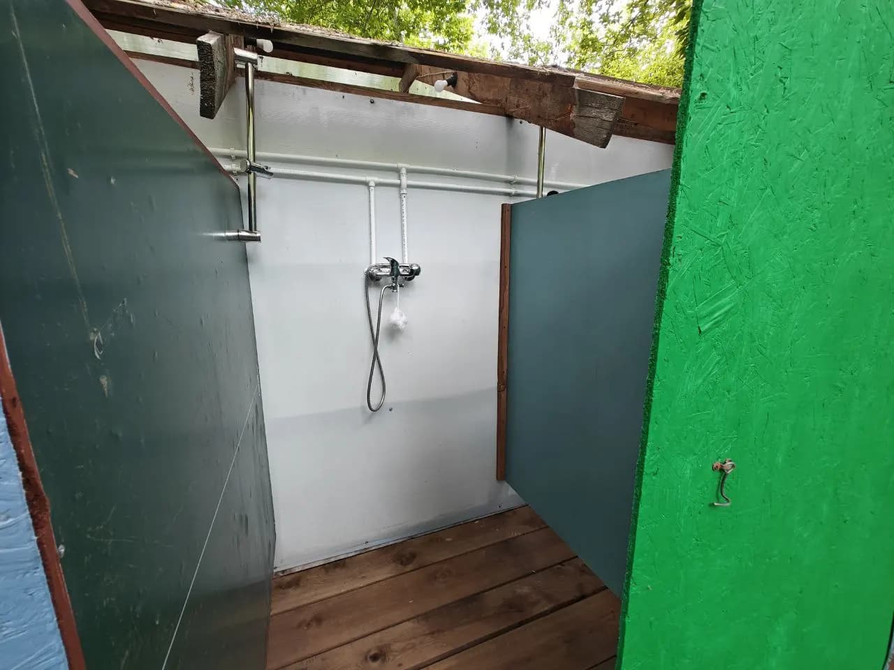 Душевая на базе лагеря